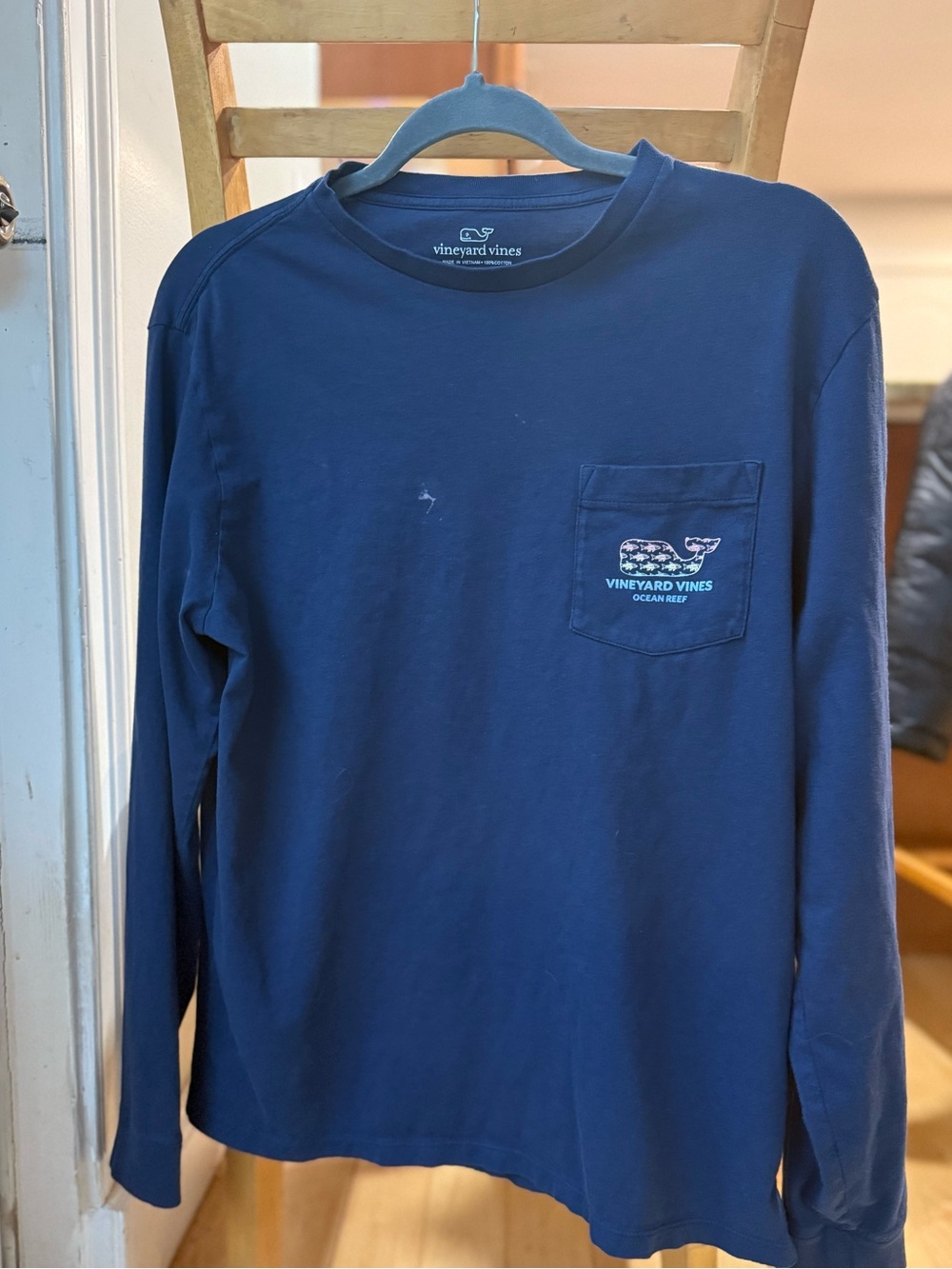 🪸 🐳 Vineyard Vines Ocean Reef Men’s Navy Long Sleeve Pocket Tee with Whale Logo